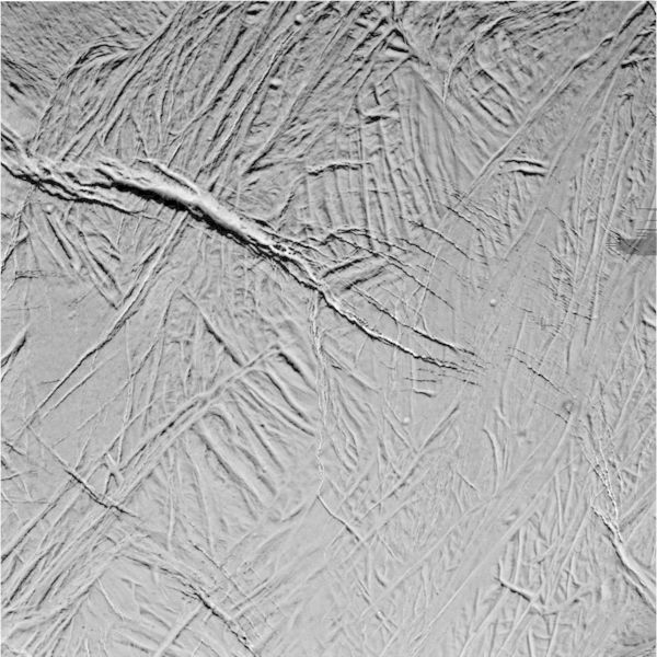 grooves on enceladus