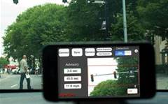 Dashboard-Mounted Smartphones Network Together to Watch for Red Light Patterns, Help Drivers Commute Efficiently